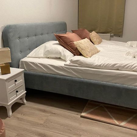 Urbansuites - Modern & Zentral In Der City - Dein Zuhause In Щутгарт Екстериор снимка