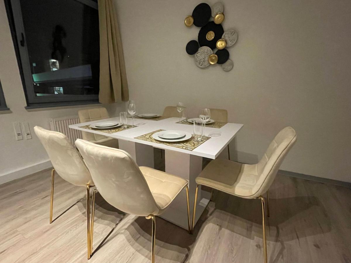 Urbansuites - Modern & Zentral In Der City - Dein Zuhause In Щутгарт Екстериор снимка