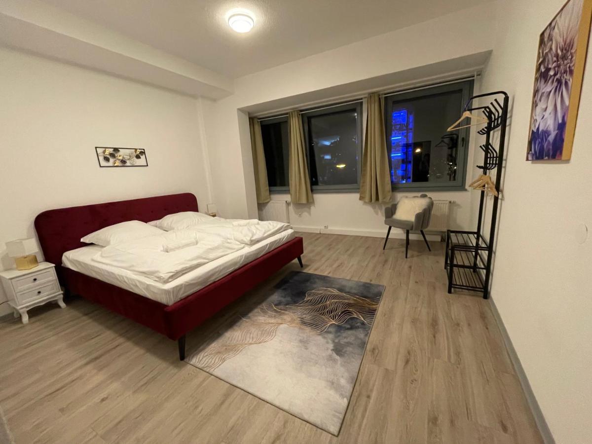 Urbansuites - Modern & Zentral In Der City - Dein Zuhause In Щутгарт Екстериор снимка