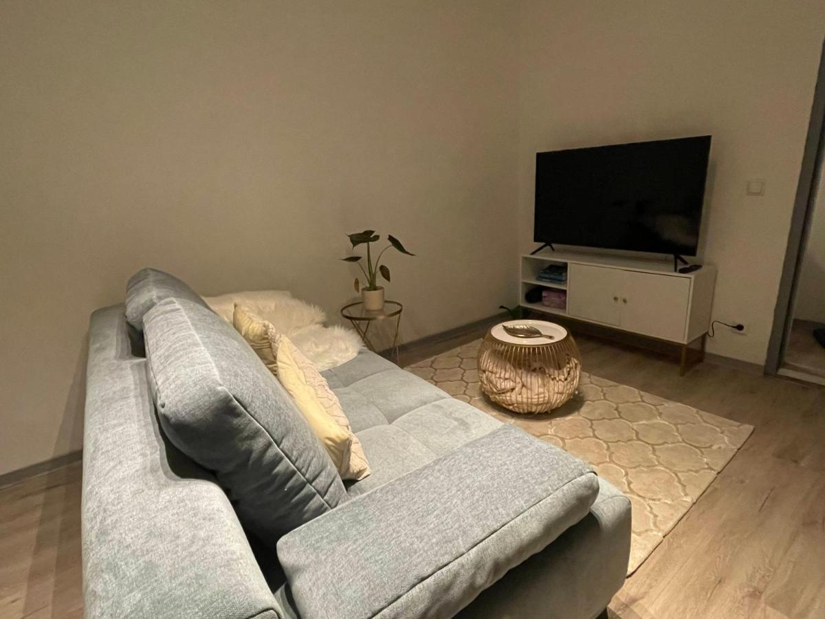 Urbansuites - Modern & Zentral In Der City - Dein Zuhause In Щутгарт Екстериор снимка