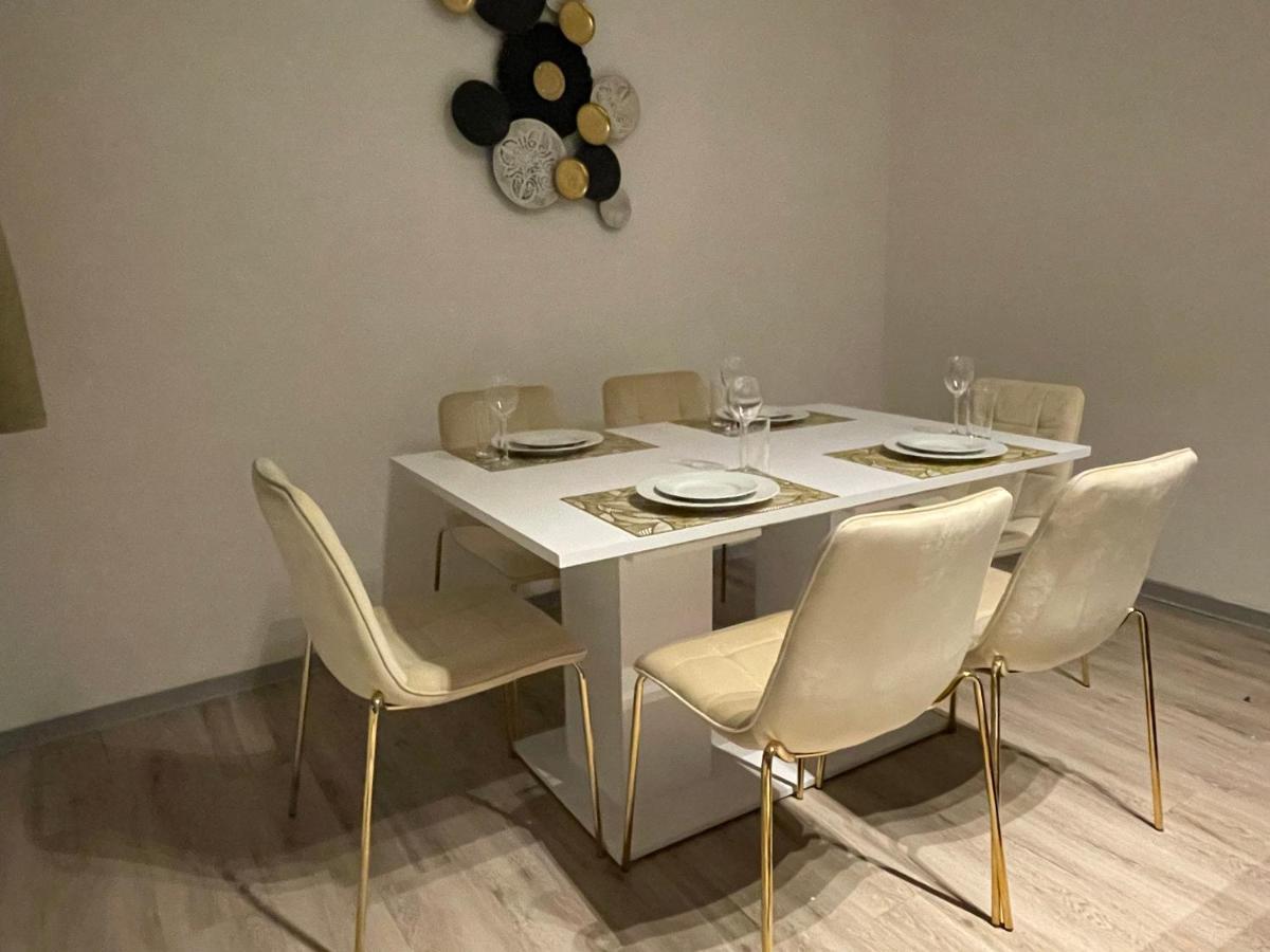 Urbansuites - Modern & Zentral In Der City - Dein Zuhause In Щутгарт Екстериор снимка