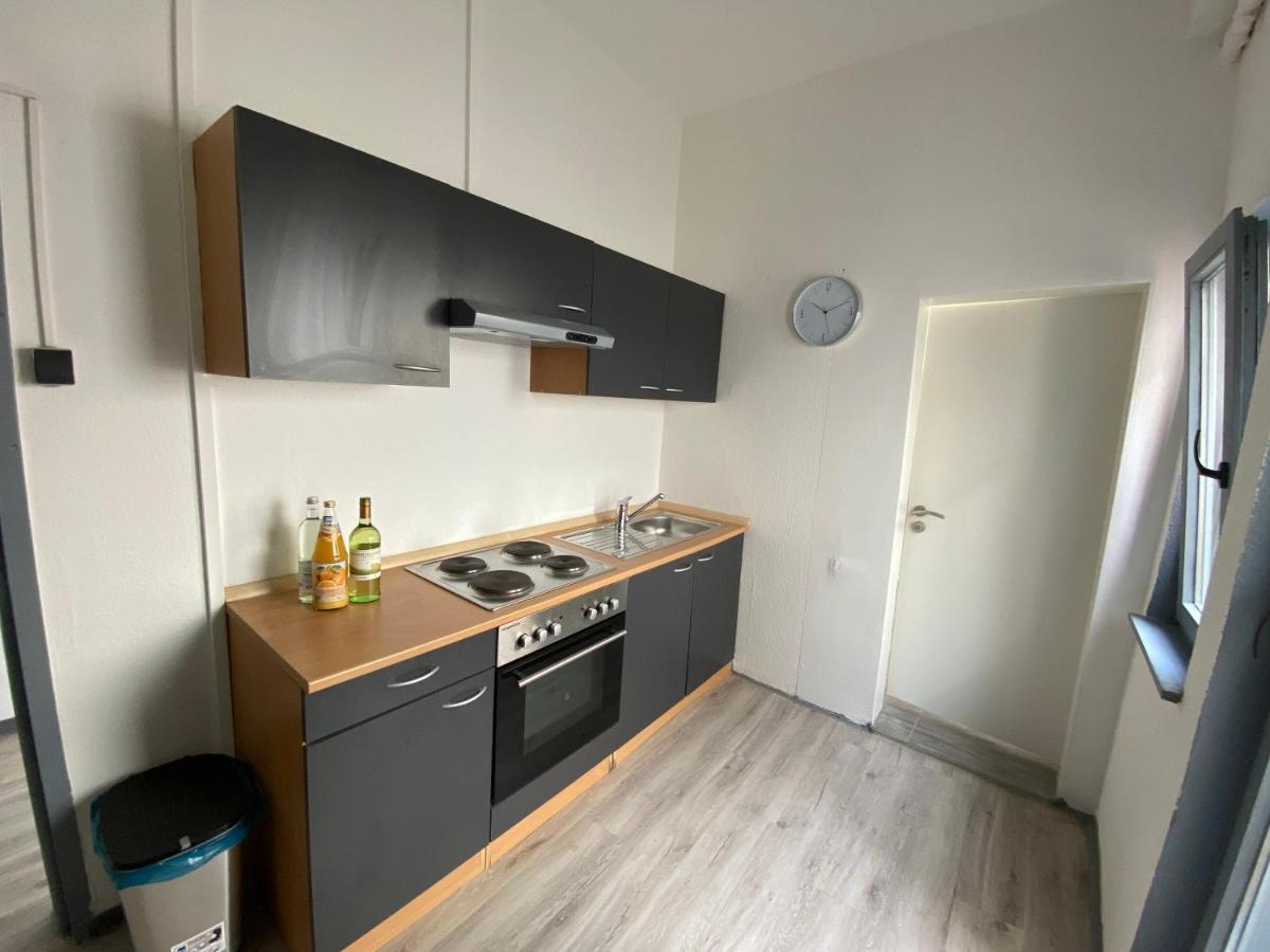 Urbansuites - Modern & Zentral In Der City - Dein Zuhause In Щутгарт Екстериор снимка